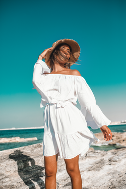 OFF-THE-SHOULDER  WHITE DRESS